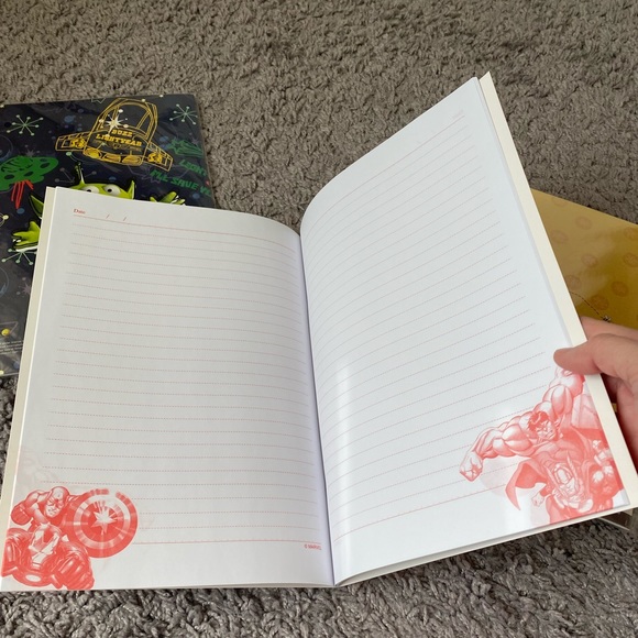 NWT: Lot of 3 note books - Picture 3 of 3